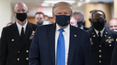 Трамп работает с коронавирусом, Байден сдал тест