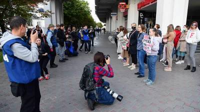 Минск заявил о переаккредитации иностранных журналистов для освещения протестов