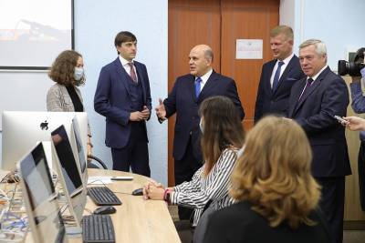 Премьер-министр М. Мишустин пообщался со студентами ростовского колледжа связи и информатики