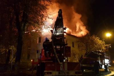 В Первоуральске произошёл пожар в гостинице «Постоялый двор»