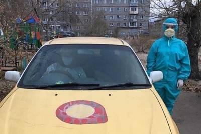 В Улан-Удэ таксисты вышли на борьбу с ковидом
