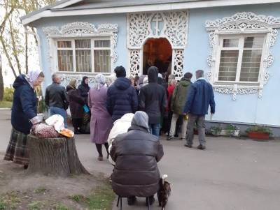 "Здесь не моются и пугают смертью": что творится в обители в Чихачево