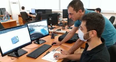 Космос, "Мерседес", COVID: новый армянский детектор температуры увидит всех насквозь