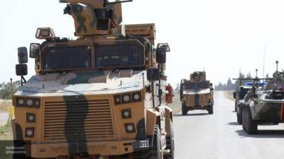 Турция эвакуирует из сирийского Мурека 37 бронемобилей