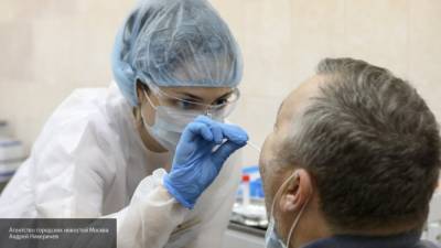 Россиянам спрогнозировали спад заболеваемости коронавирусом
