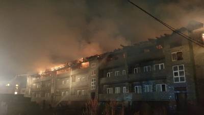 В Башкирии произошёл страшный пожар в трёхэтажном доме