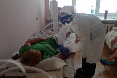 В Воронеже и области за сутки госпитализировали с коронавирусом 400 человек