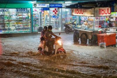 Жертвами наводнения во Вьетнаме стали 105 человек