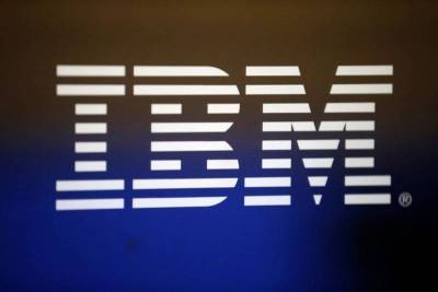 Выручка IBM в 3 кв снизилась на 2,6%, превысила прогноз