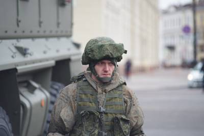 Минфин предлагает сократить численность военнослужащих в России