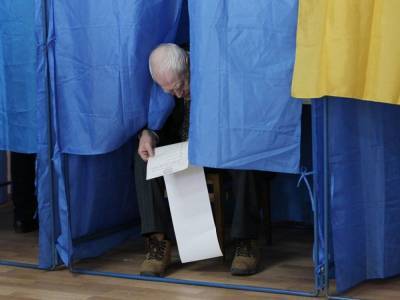 Валентин Гайдай - Успех партий после голосования 25 октября будет зависеть от способности формировать большинство в местном совете - политолог - golos.ua - Украина