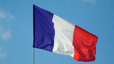 Убитого во Франции учителя наградят орденом Почетного легиона посмертно