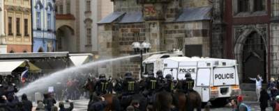 В результате беспорядков в Праге пострадали 25 полицейских