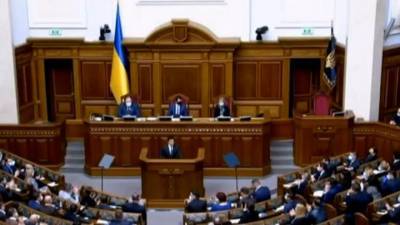 Зеленский пообещал "безопасную реинтеграцию" Крыма и Донбасса