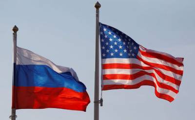МИД: РФ готова вместе с США заморозить число ядерных боезарядов при продлении ДСНВ на год