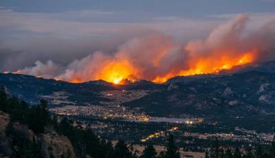 В Колорадо бушуют самые большие пожары за всю историю