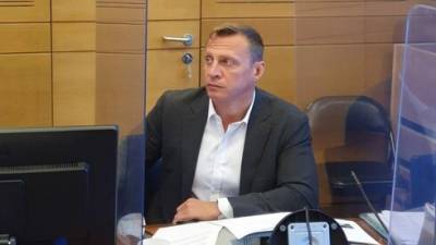 Депутат Развозов: анализ на коронавирус стоит 45 шекелей, почему же тратят миллионы