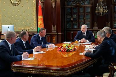 Лукашенко пообещал не отдавать нефтяные доходы никому