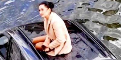 В Харькове женщина слетела на автомобиле в реку — видео