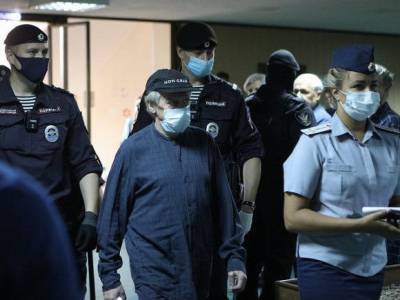 Мосгорсуд отложил заседание по жалобам на приговор Ефремову до 22 октября