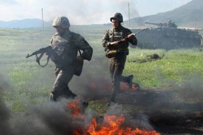 Авиация и тяжелая артиллерия: Армения и Азербайджан обвинили друг друга в новых атаках