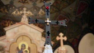 В Карабах привезли главную христианскую реликвию армянских военных