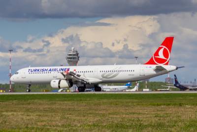 Число рейсов из Петербурга в Стамбул удвоят в ноябре