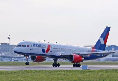 Росавиация разрешила Azur Air летать из Екатеринбурга в Баку и Хайкоу