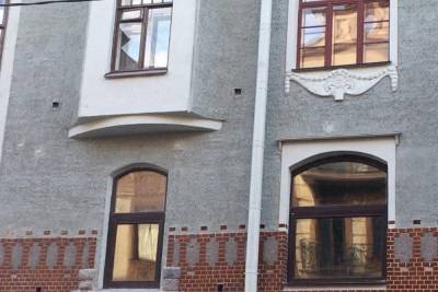 В КГИОП заявили, что не получили отчет о капремонте дома Циммермана