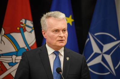Президент Литвы: если не соблюдать меры безопасности по COVID-19, карантина не избежать
