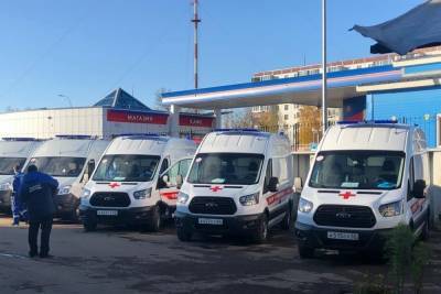 9 районов и Псков получат новые машины скорой помощи