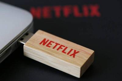 Главные новости: призрачные стимулы и реальный отчет Netflix