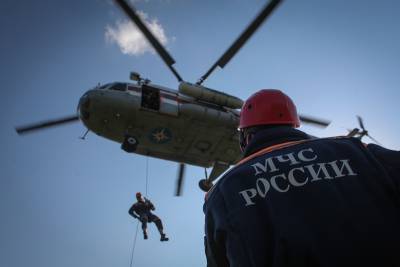 Спасатели начали поиски пропавшего в Татарстане вертолета