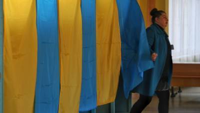 Три четверти украинцев считают, что на местных выборах будут фальсификации, - опрос