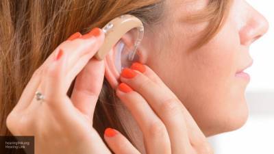 Врач сообщил, при каких факторах пациент с COVID-19 рискует потерять слух