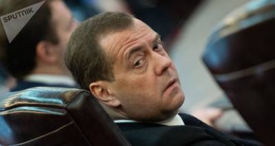 Деятельность США в биолабораториях СНГ вызывает серьезную озабоченность - Медведев
