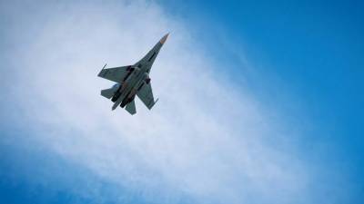 Лётчики истребительного авиационного полка провели тренировку в Крыму