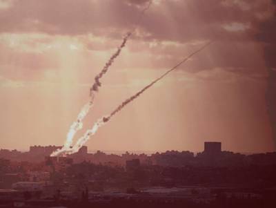 Израиль нанес удар по инфраструктуре ХАМАС в ответ на запуск снаряда