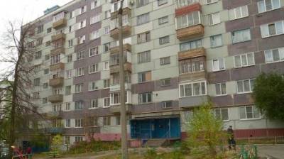 Жители дома на ул. Кижеватова недовольны работой управляющей компании