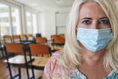 В Красноярске более 140 учителей заболели коронавирусом
