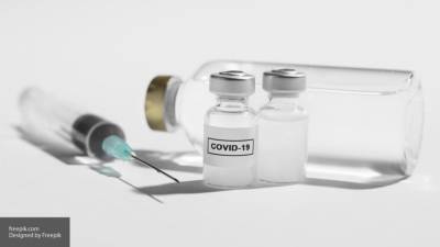 Вирусолог рассказал, для кого может быть неэффективна вакцина от COVID-19