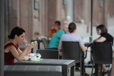 Московские кафе за две недели октября потеряли 20% прошлогодней выручки nbsp