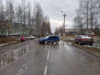 В Коми в течение часа произошли два ДТП с пострадавшими автомобилистами