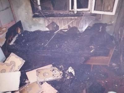 В Смоленской области пожарные вынесли мужчину из огня