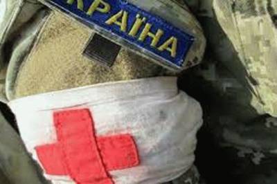 Возле Донецка под вражеским обстрелом пострадал боец ВСУ