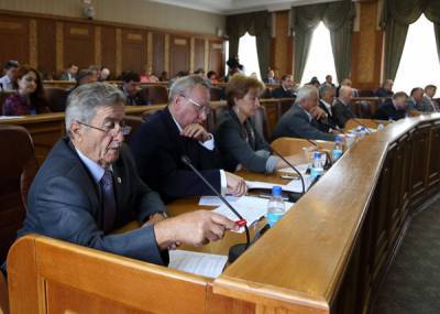 Южноуральские депутаты одобрили изменения в закон о регулировании государственной гражданской службы