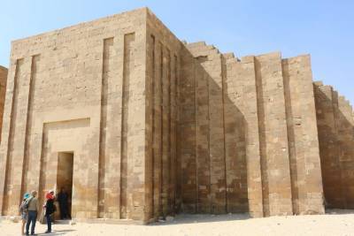 В Египте ученые нашли огромный тайник с десятками еще не открытых саркофагов