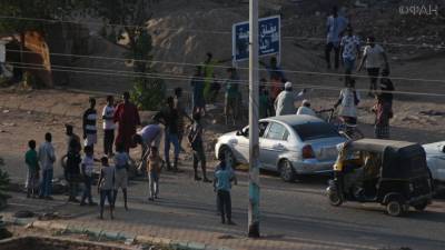 Протестующие против правительства Судана вышли на улицы Хартума