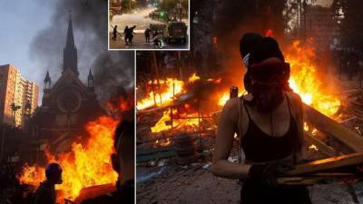 Протестующие сожгли две церкви в годовщину массовых протестов в Чили