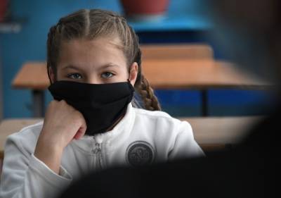 Школьники Магадана досрочно отправятся на каникулы из-за коронавируса